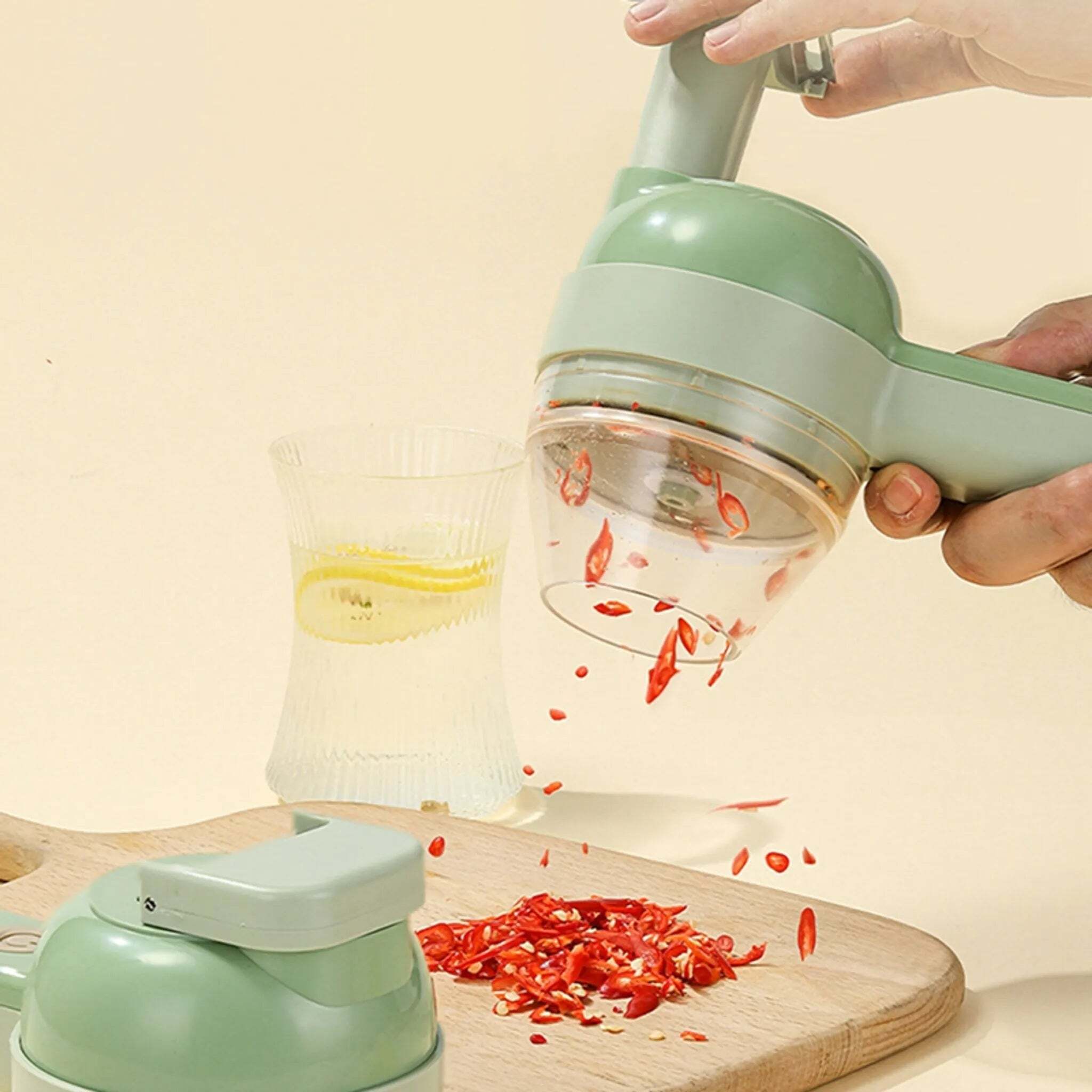 Automatic Chopper for Cooking Preparations